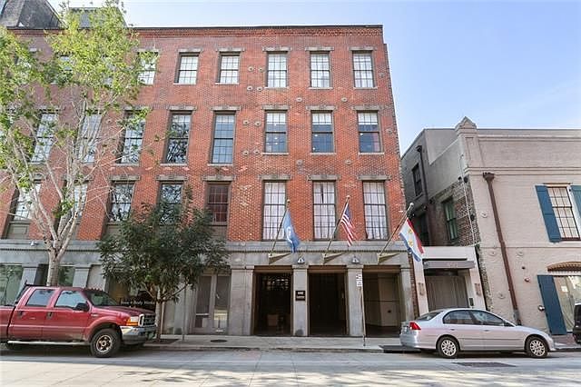 1st image of 448 Julia St APT 302