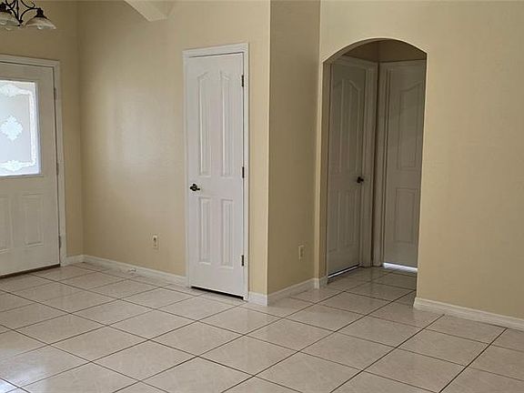 2nd image of 15209 SW 46th Cir