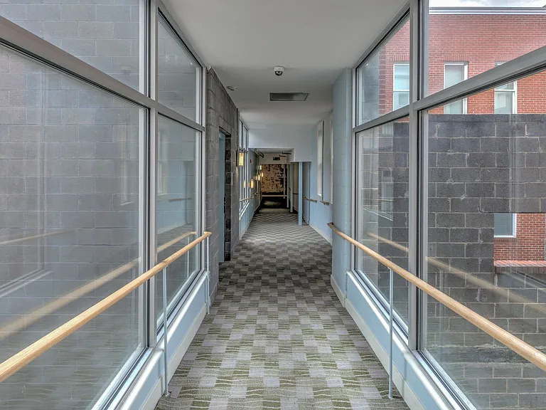 Montgomery Square Apartments — Photo 15