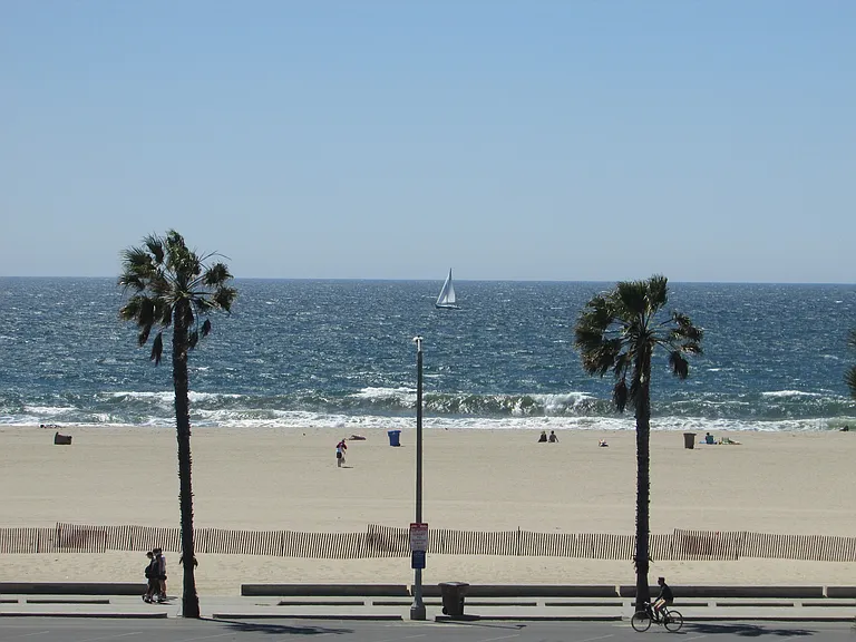2213 Ocean Ave — Photo 1