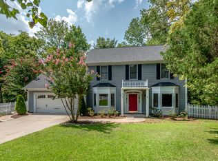 6739 Kirkstall Ct, Charlotte, NC 28226