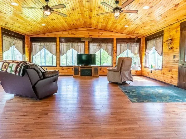 2609 Agosta Meeker Rd N, New Bloomington, OH 43341