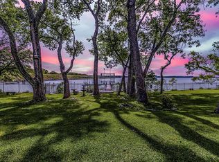 703 E Lake Dr, Weatherford, TX 76087