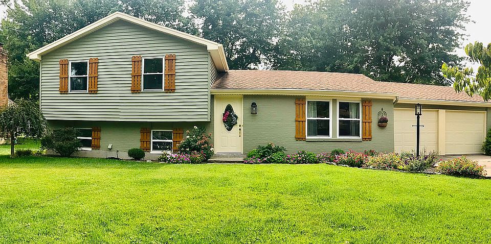 1st image of 4153 Fox Hollow Dr