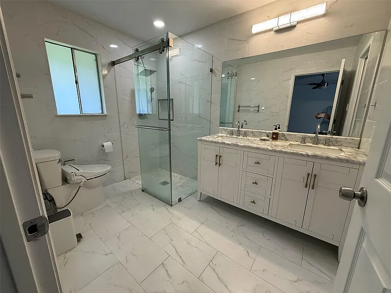 11915 Steppingstone Ln — Photo 26