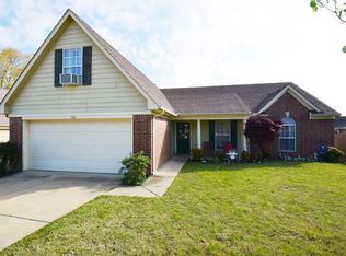 560 Northwood Hills Dr, Hernando, MS 38632