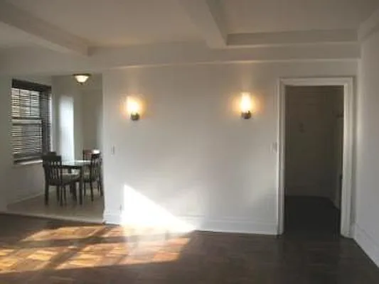 Rented by Corcoran | media 23