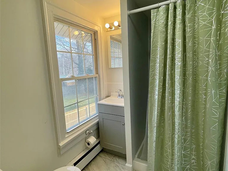 46 E Market St — Photo 16