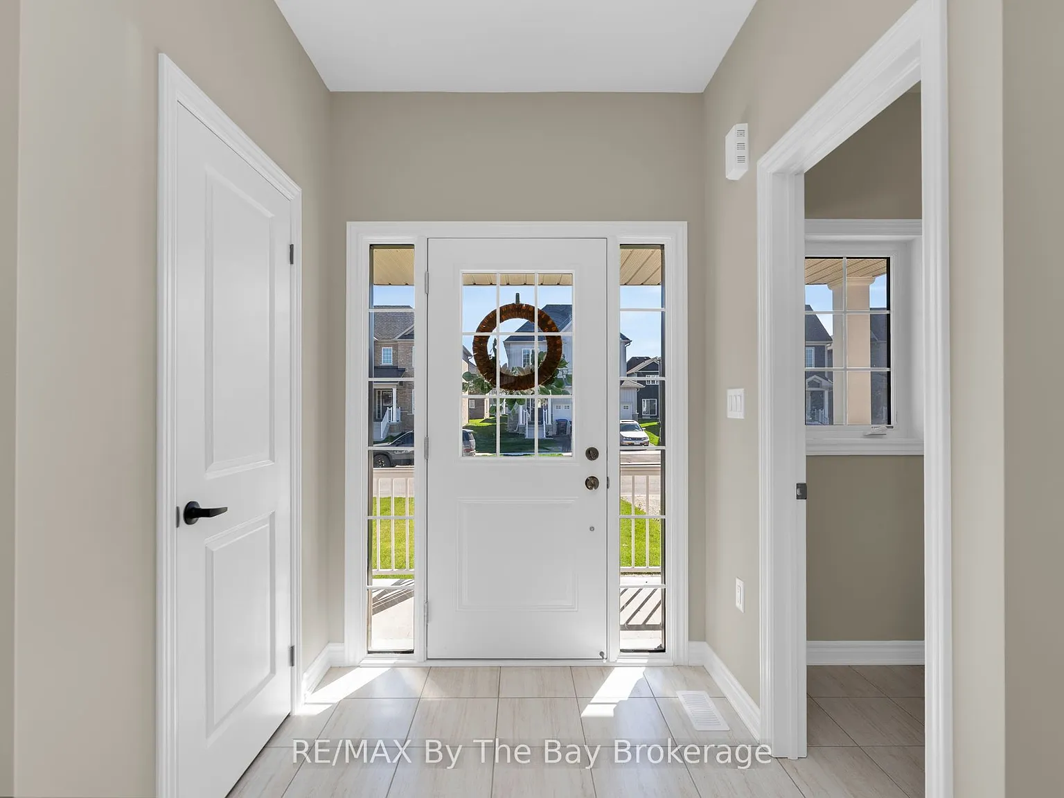 4 bed, $2,700 — Photo 4