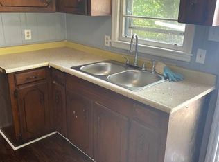 106 Singletree Rd, Greenwood, SC 29646