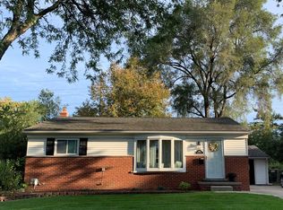 340 Thalia Ave, Rochester Hills, MI 48307
