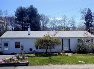 60 French Dr, Seekonk, MA 02771