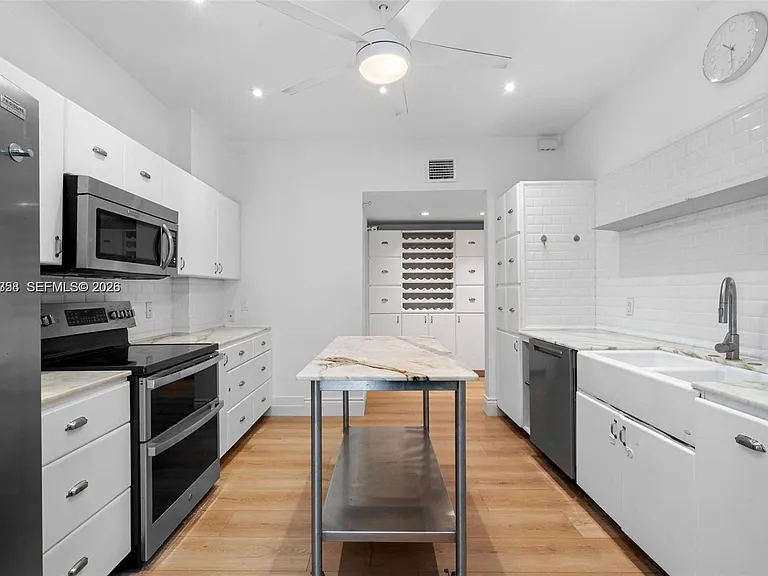 200 Ocean Lane Dr #108 — Photo 8