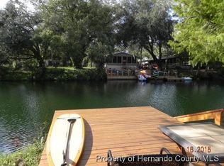 6801 E Richard Dr, Weeki Wachee, FL 34607