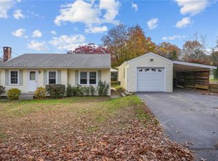 115 Colvintown Rd, Coventry, RI 02816