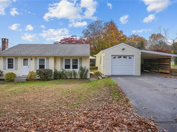 115 Colvintown Rd, Coventry, RI 02816