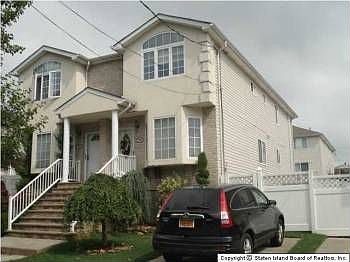 1st image of 725 Ramona Ave