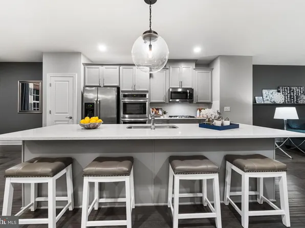 15309 Linville Creek Dr, Haymarket, VA 20169