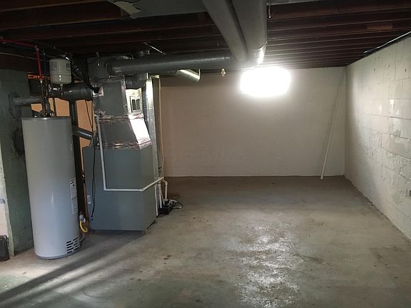 2nd image of 807 Medill Ave