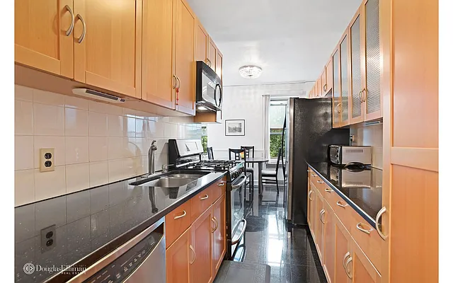 Sold by Douglas Elliman | media 3