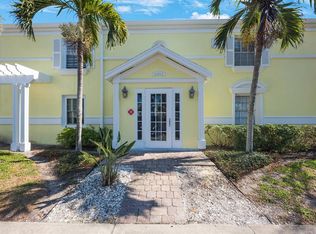 5092 Beach Dr SE APT D, Saint Petersburg, FL 33705