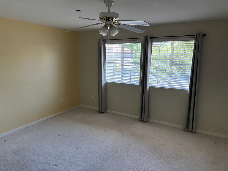 1706 Esplanade Cir — Photo 6