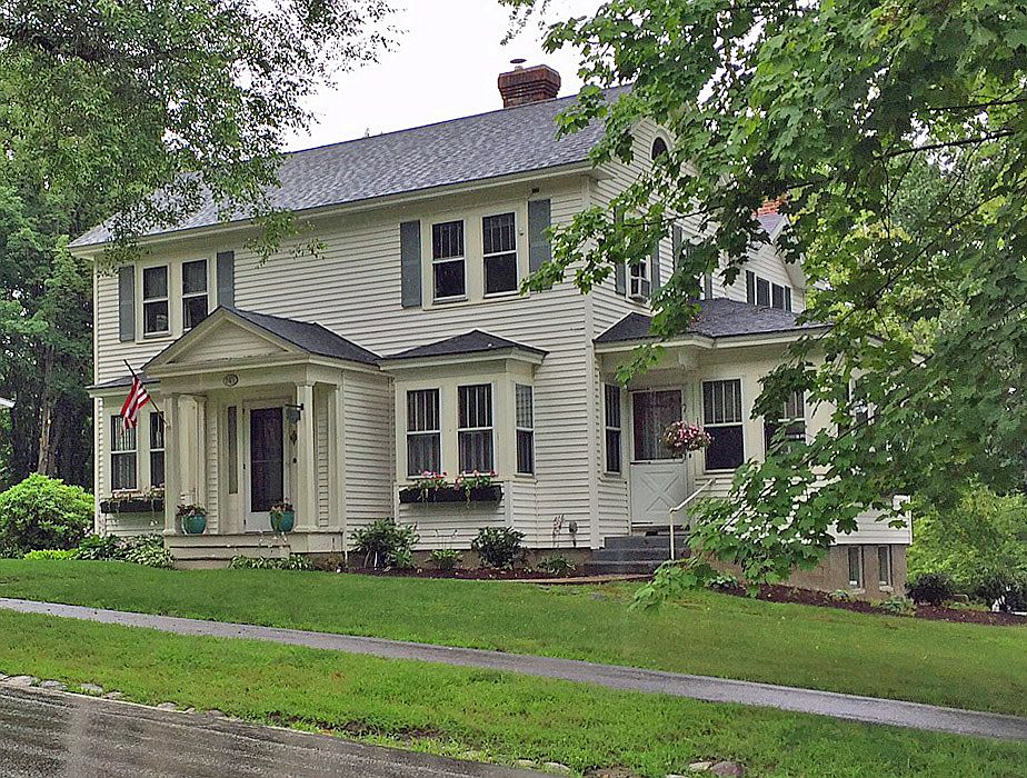2nd image of 145 N Main St