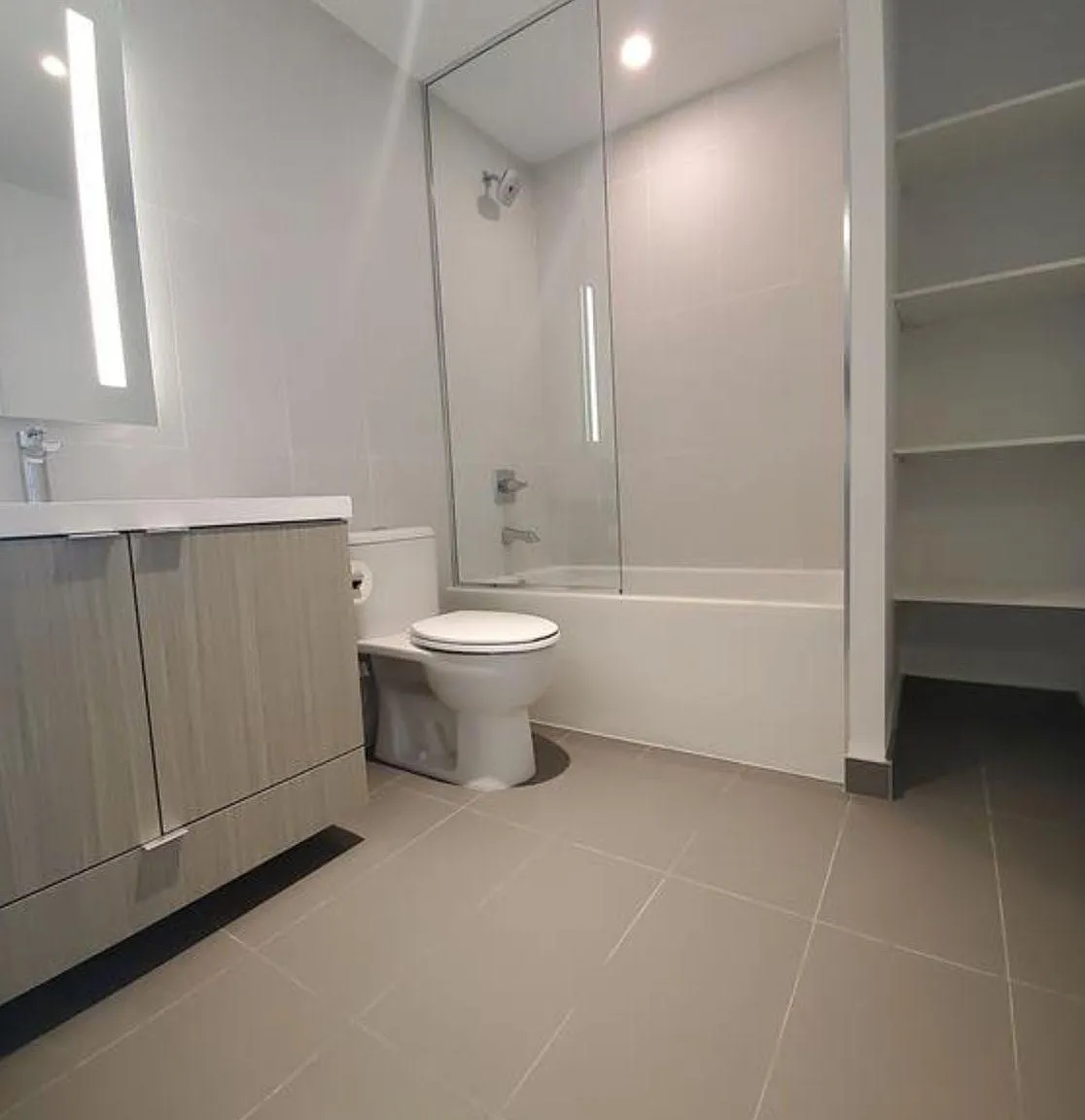 2 bed, $2,450 — Photo 3