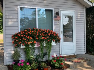 27475 Main Rd #B, Cutchogue, NY 11935