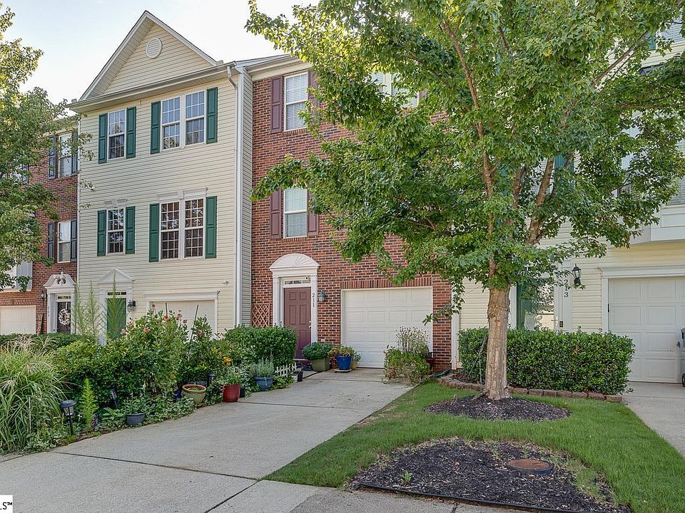 2nd image of 211 Summerston Pl