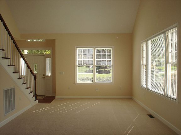 3rd image of 3630 Sunningdale Way