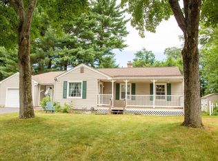 172 Westbrook Dr, Springfield, MA 01129