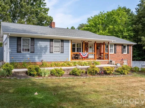121 Blackhawk Dr, Shelby, NC 28150