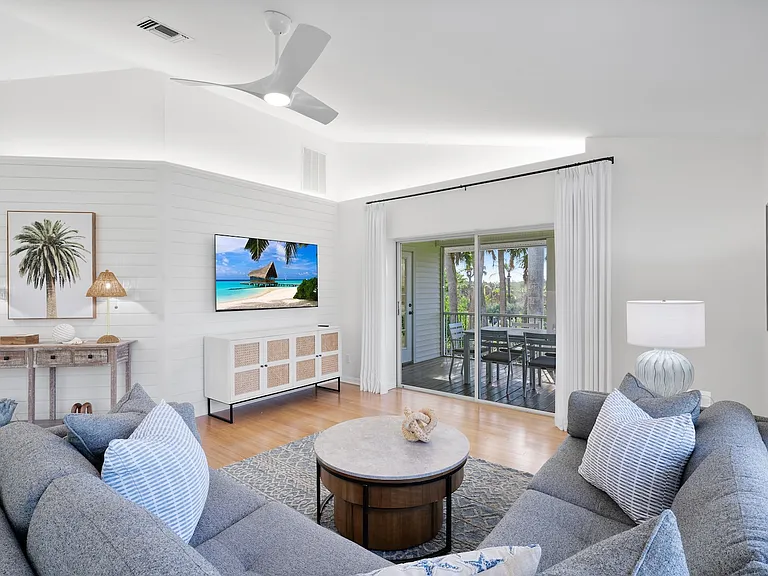 475 E Lake Rd #1 — Photo 3