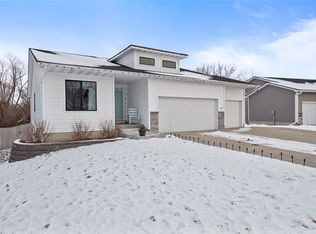 3801 SE Primrose Dr, Ankeny, IA 50021