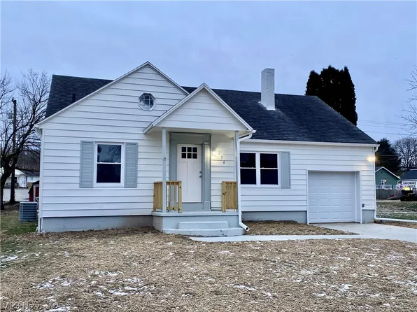 274 North St, Duncan Falls, OH 43734