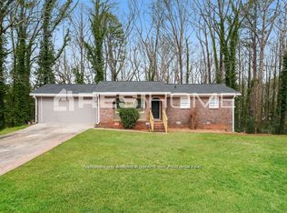 618 San Pablo Ct, Stone Mountain, GA 30083