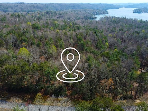 3rd image of 107 Bell Flower Dr