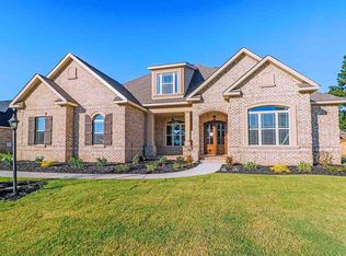 814 Kyler Ln, Bonaire, GA 31005