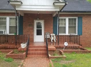 209 Creswell Ave W, Greenwood, SC 29646