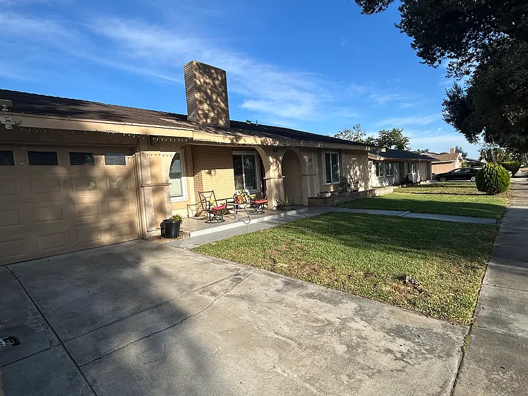 717 N Chestnut Ave — Photo 3
