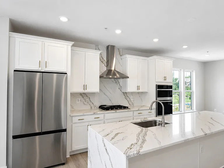 42126 Hazel Grove Ter — Photo 10