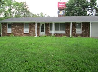 902 Westridge Dr, Pacific, MO 63069