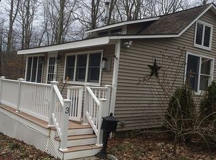 3 Laurel Ln, Wales, MA 01081