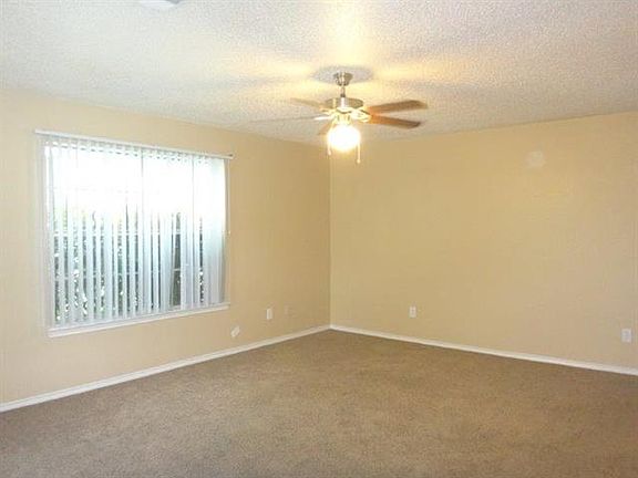 5th image of 10339 Glenn Vista Dr