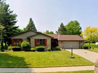 827 Foxbriar Ln, Goshen, IN 46526