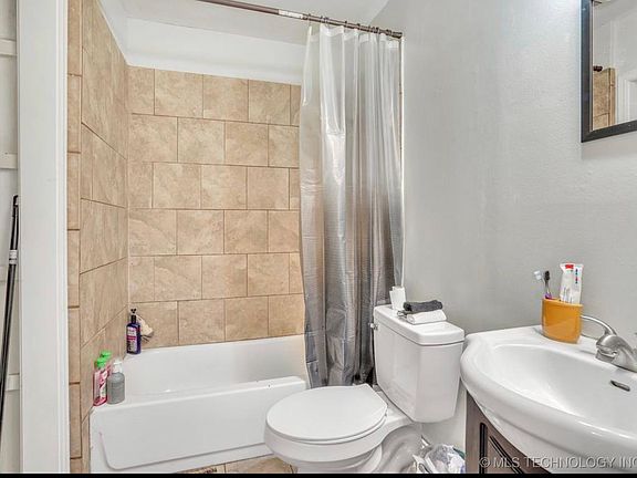 4th image of 132 Birch Dr