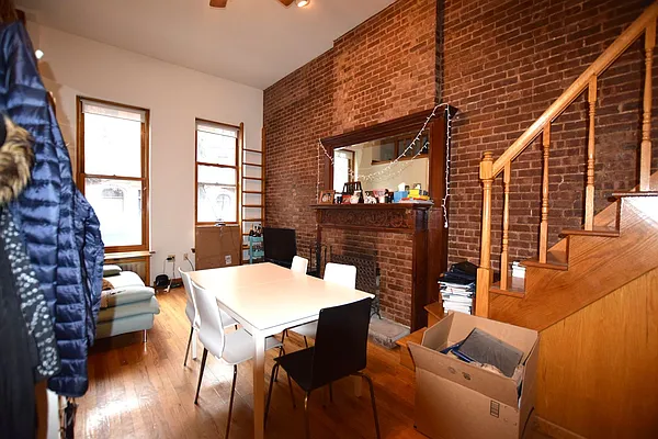 Rented by City Stop Realty | media 11