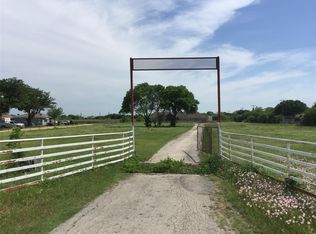 1960 Watauga Rd, Blue Mound, TX 76131