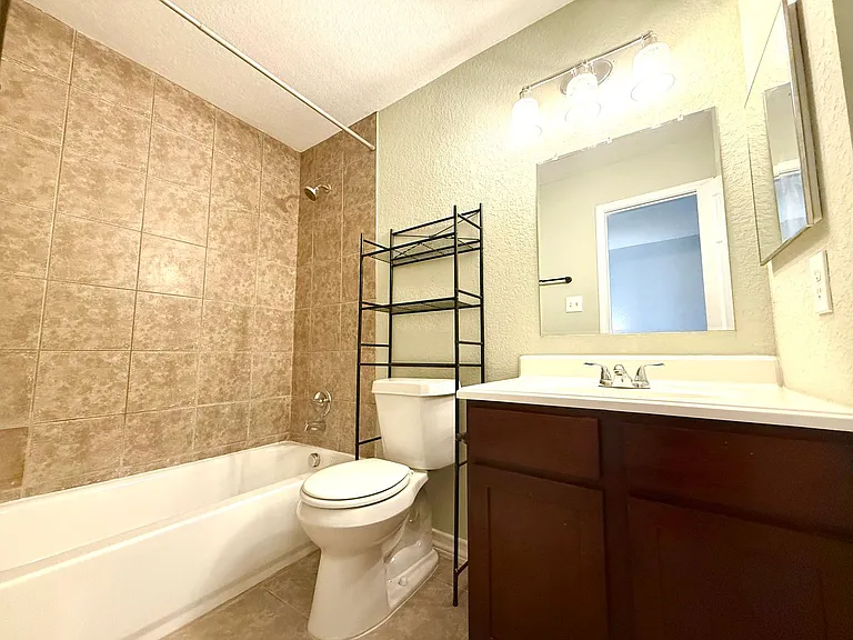 6406 Attucks Ln — Photo 15